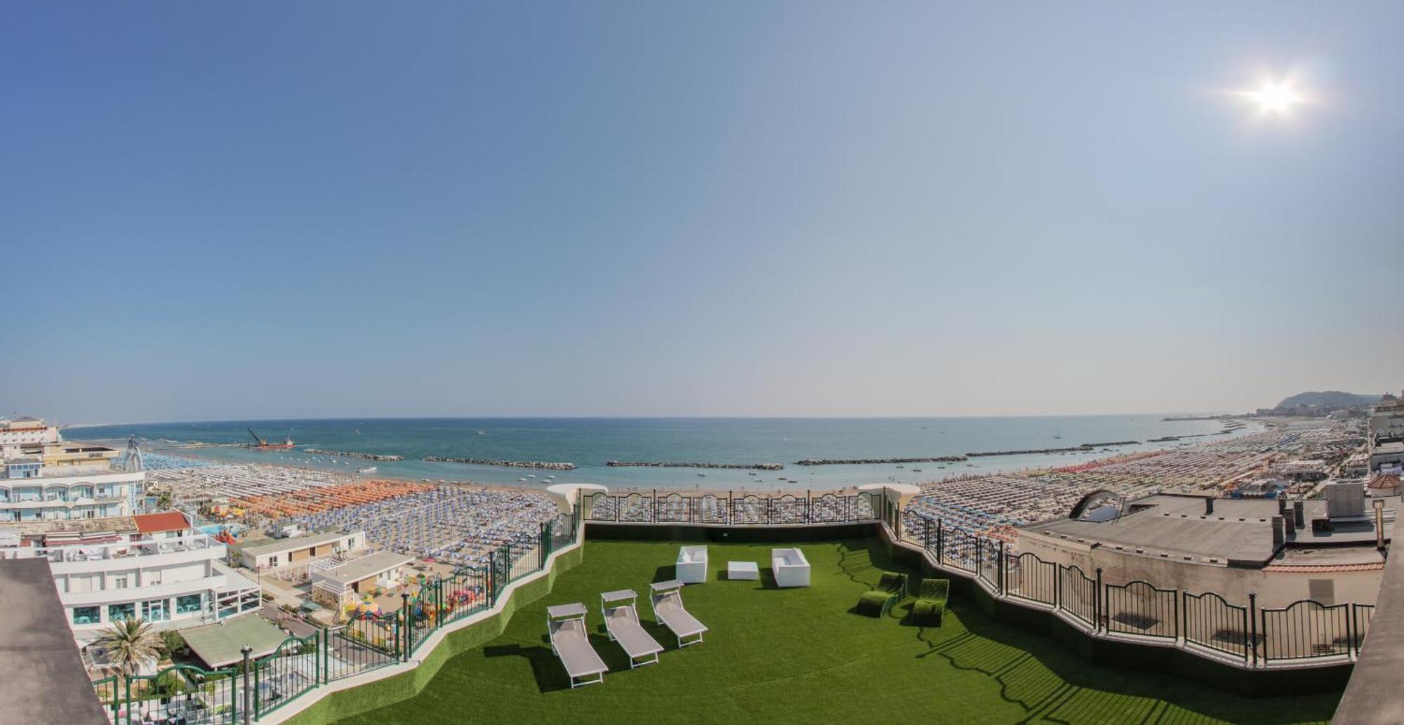 Hotel Beaurivage Cattolica Esterno foto